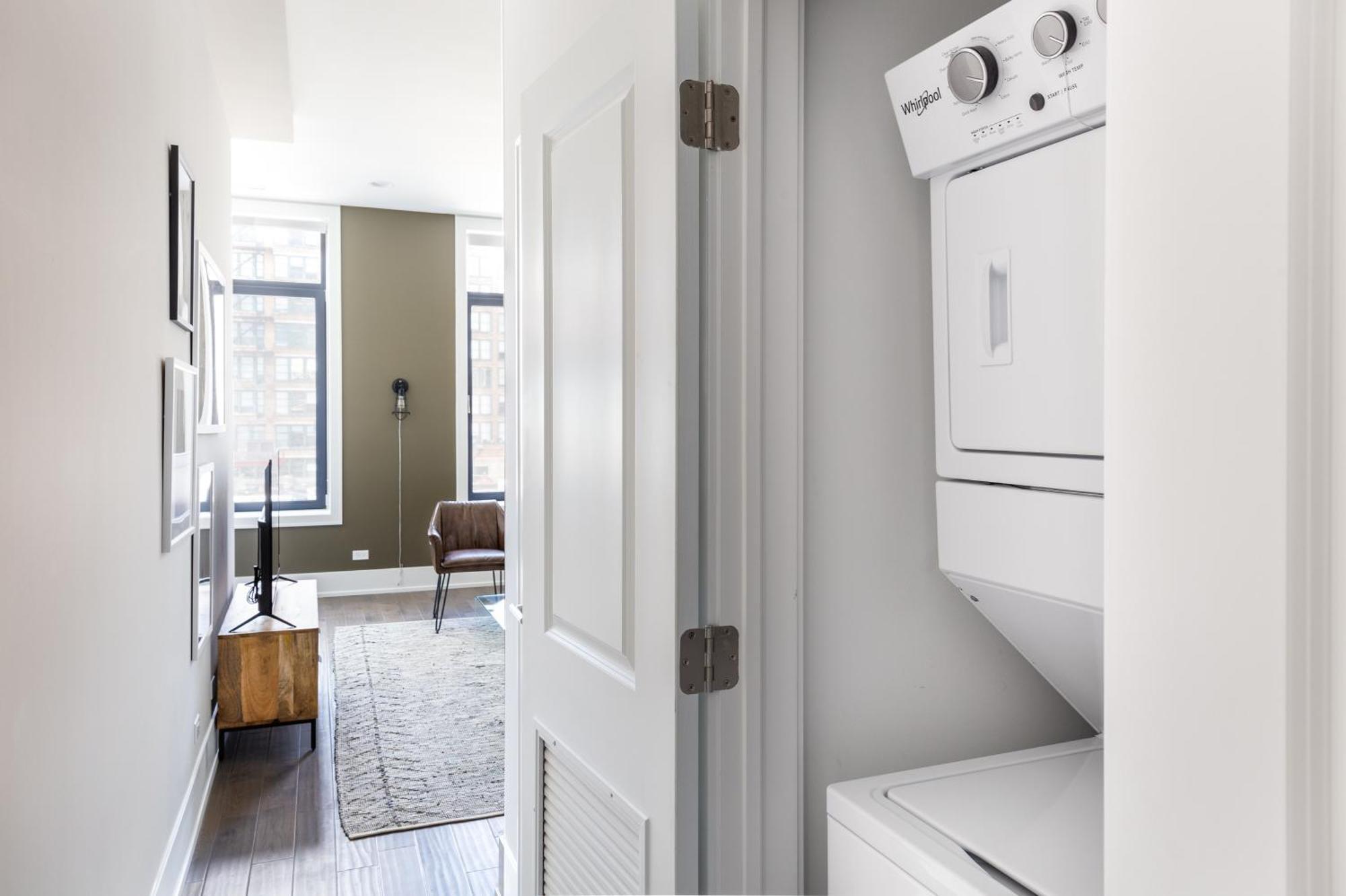 Sonder By Marriott Bonvoy Greektown Apartments